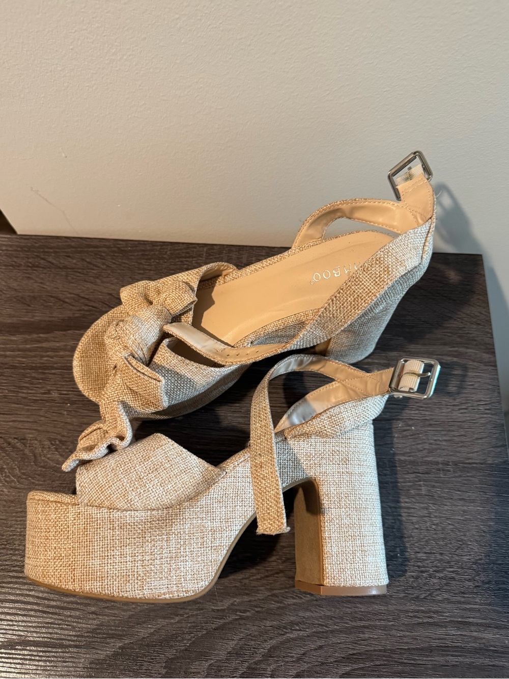 Beige Linen Platform Sandals with Knot Accent - Women